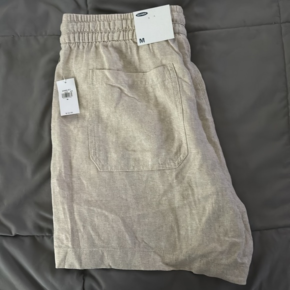 Women’s Shorts - Picture 2 of 2